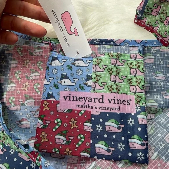 NWT Vineyard Vines Tote - Picture 2 of 4